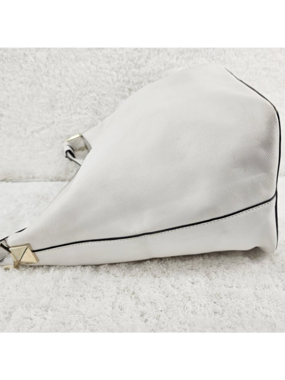 KARL LAGERFELD PARIS White Smooth Leather Hobo Shoulder Bag with Tassel Closure - Picture 6 of 15